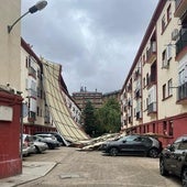 El vendaval Kirk arranca de cuajo un tejado frente a la estación de trenes