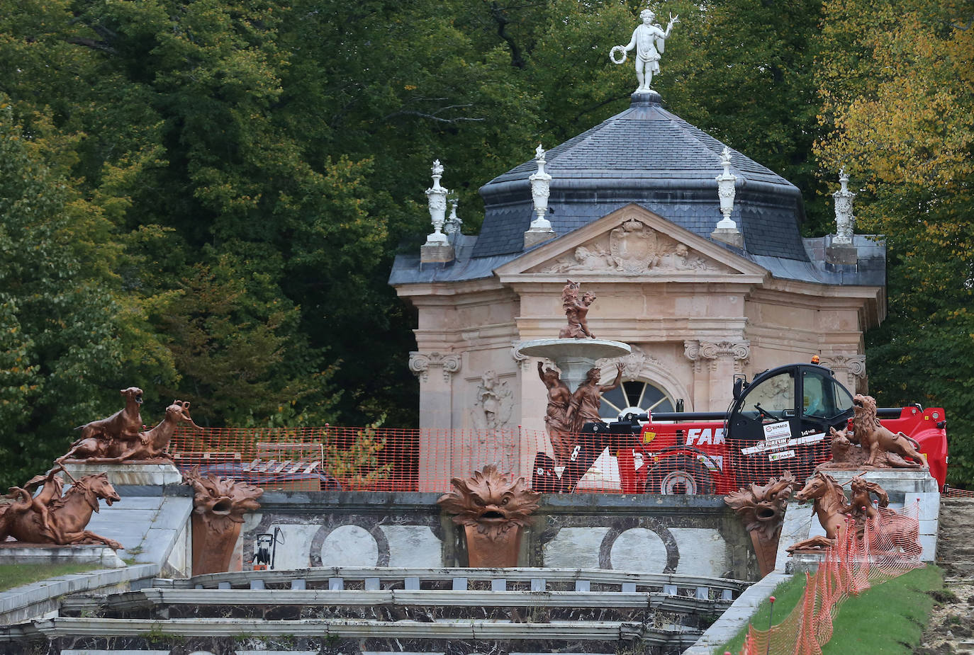 Fotos de las obras de restauración de La Cascada