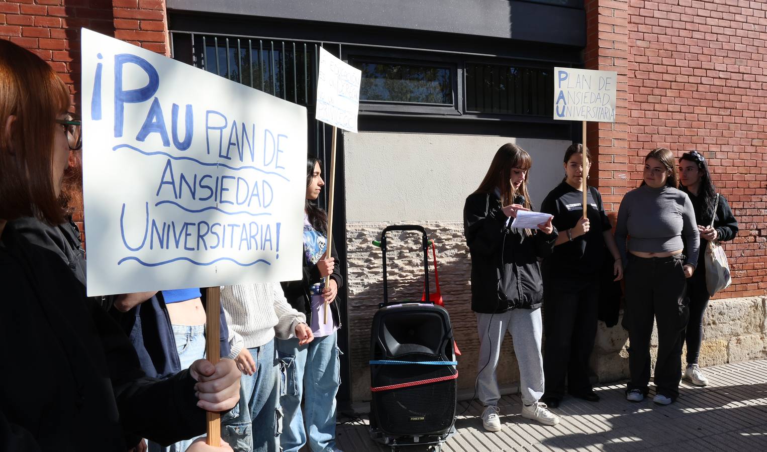 Los estudiantes protestan ante Educación por la nueva prueba universitaria