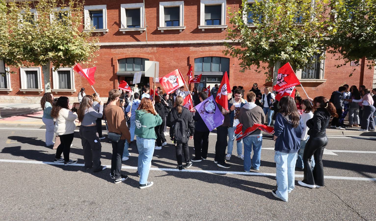 Los estudiantes protestan ante Educación por la nueva prueba universitaria