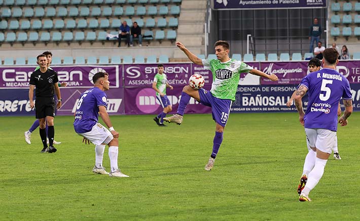 El Becerril se lleva el primer derbi provincial