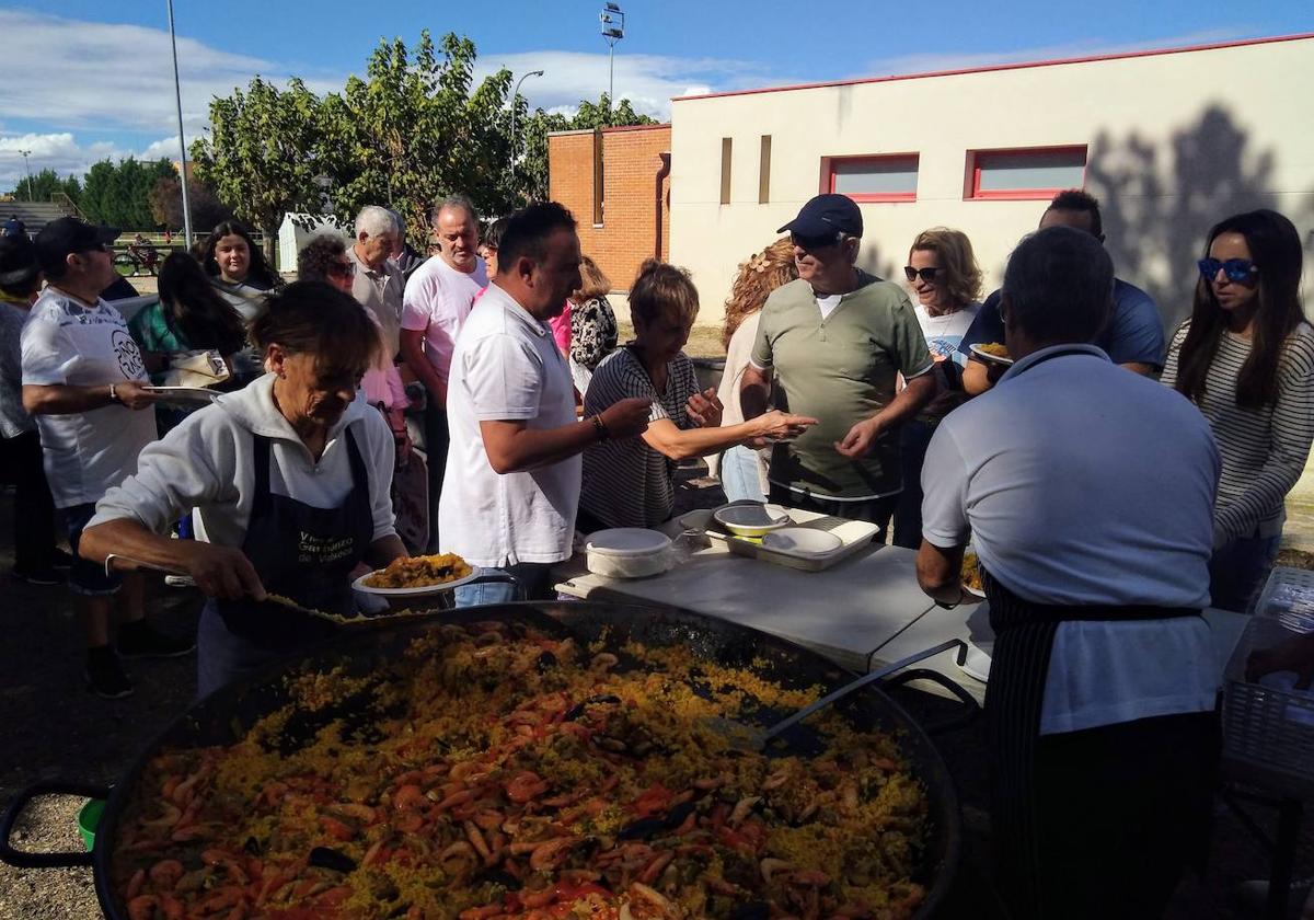 Paellada en Pedrajas de San Esteban