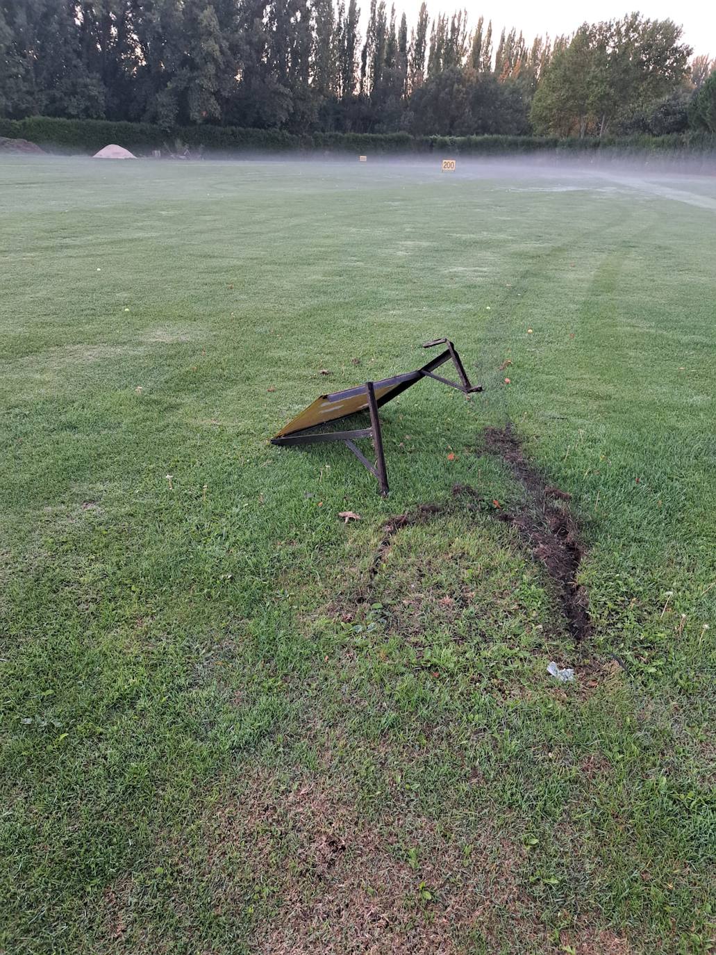 Los destrozos en el campo de golf de Isla Dos Aguas