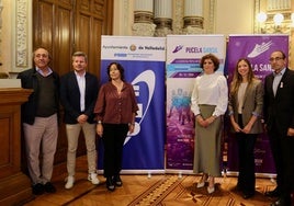 Presentación de la Pucela Sansil en el Ayuntamiento de Valladolid.