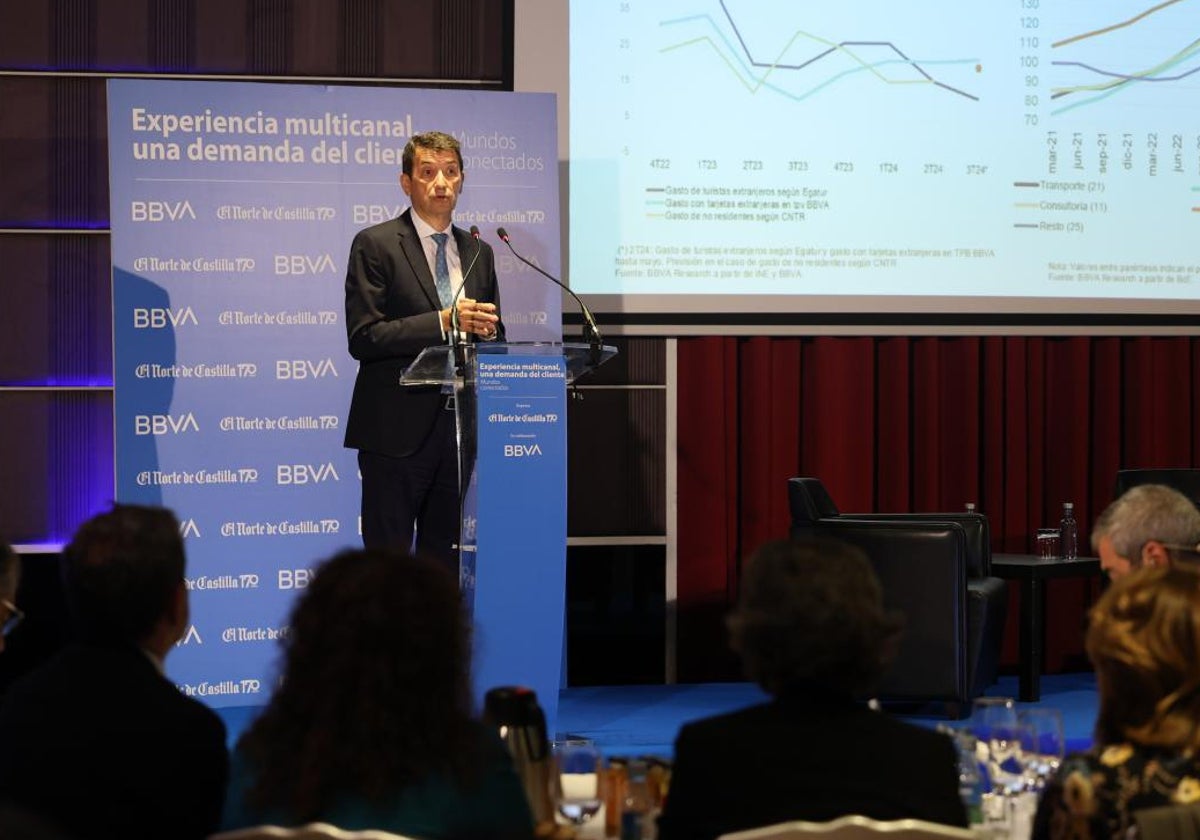 Rafael Doménech, durante su conferencia.