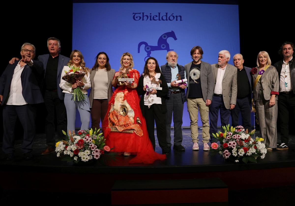 Thieldón entrega sus premios de artes plásticas