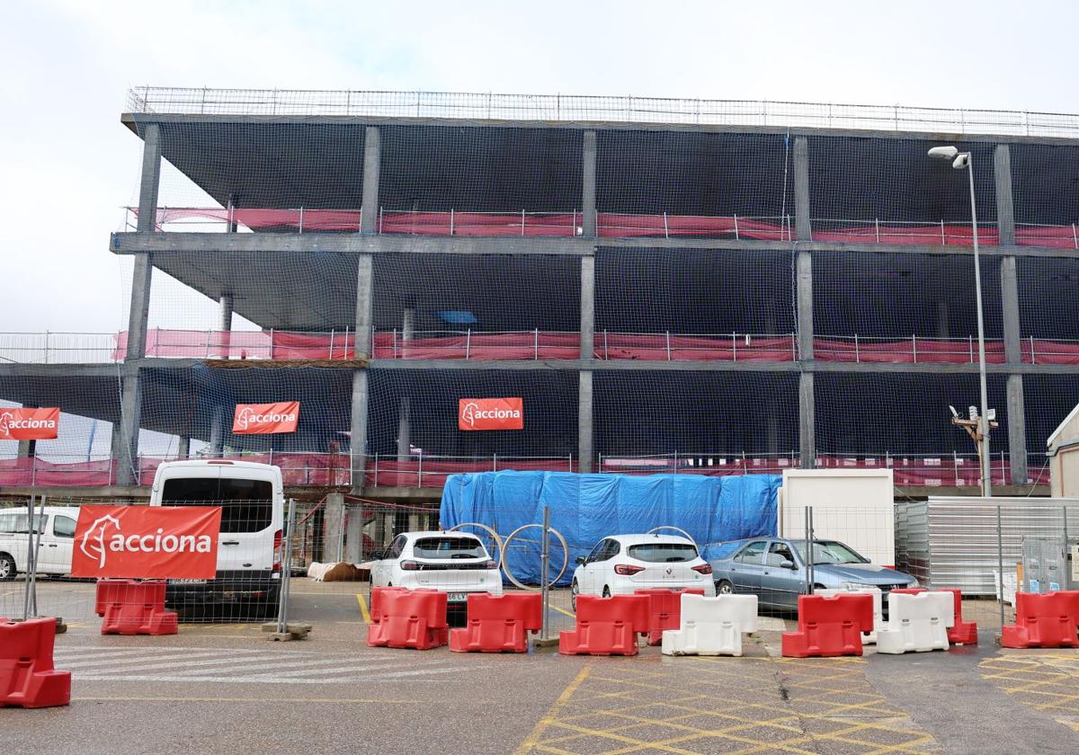 Así van las obras de la unidad de radioterapia y del hospital de Palencia