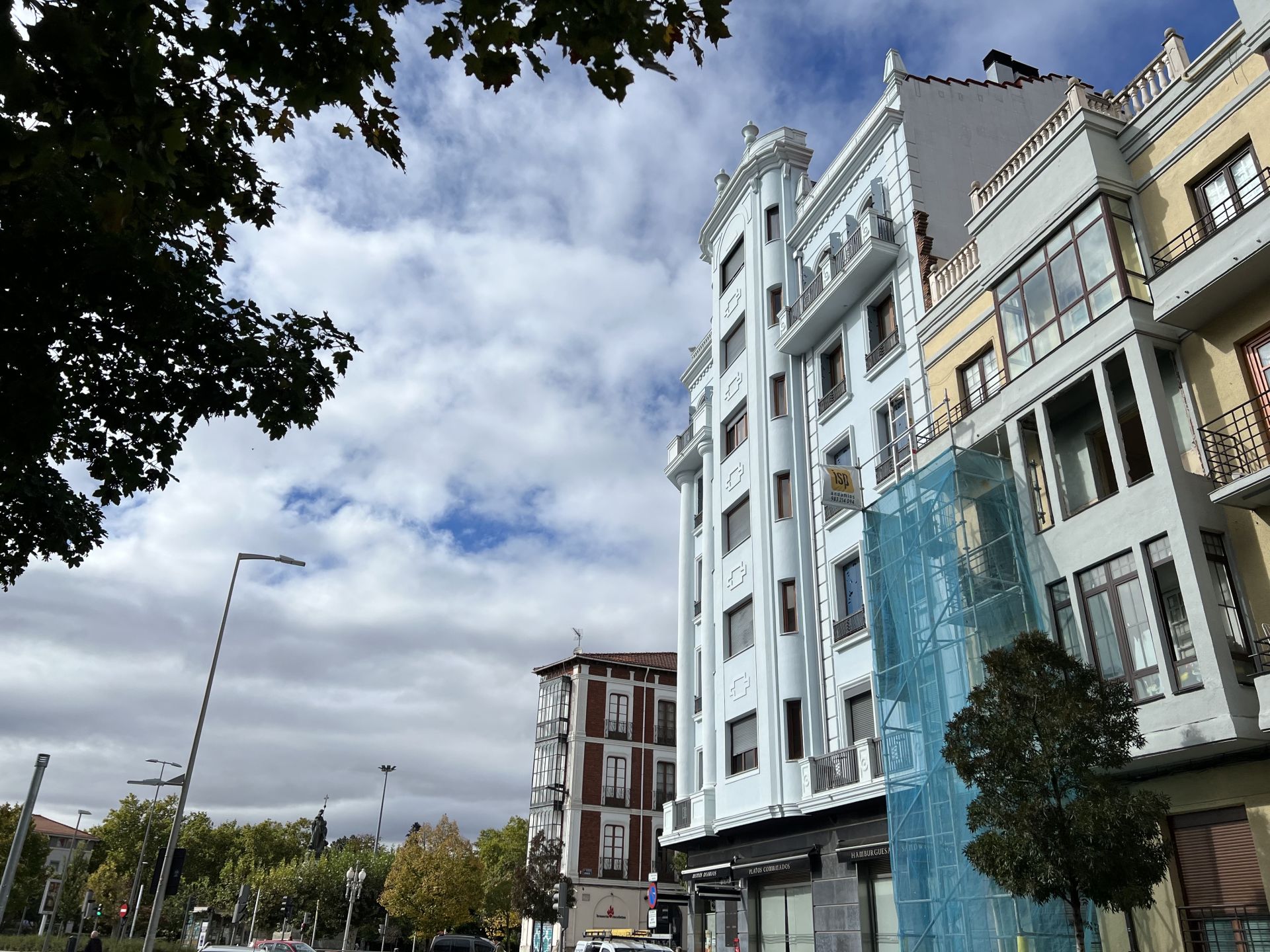 Un recorrido en imágenes por la calle Gamazo