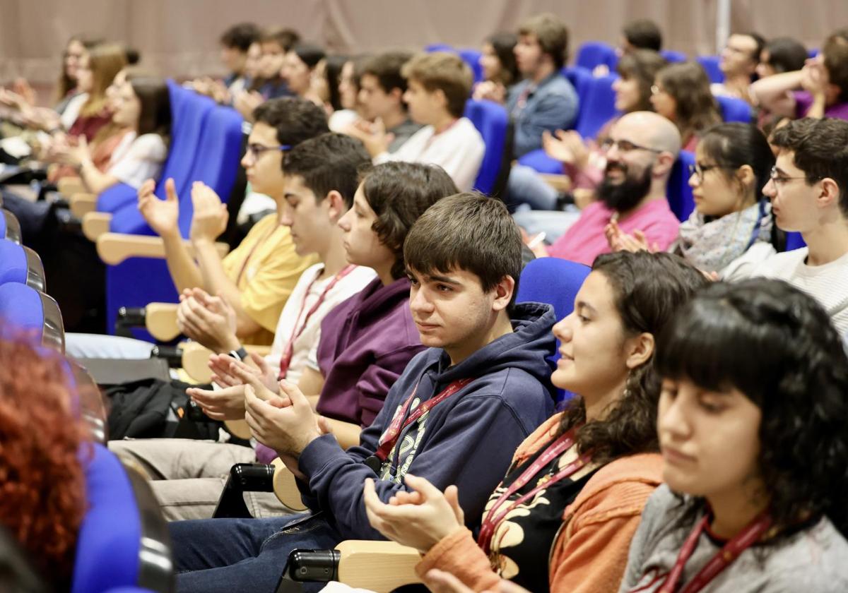 Asistentes al congreso en la Facultad de Ciencias.