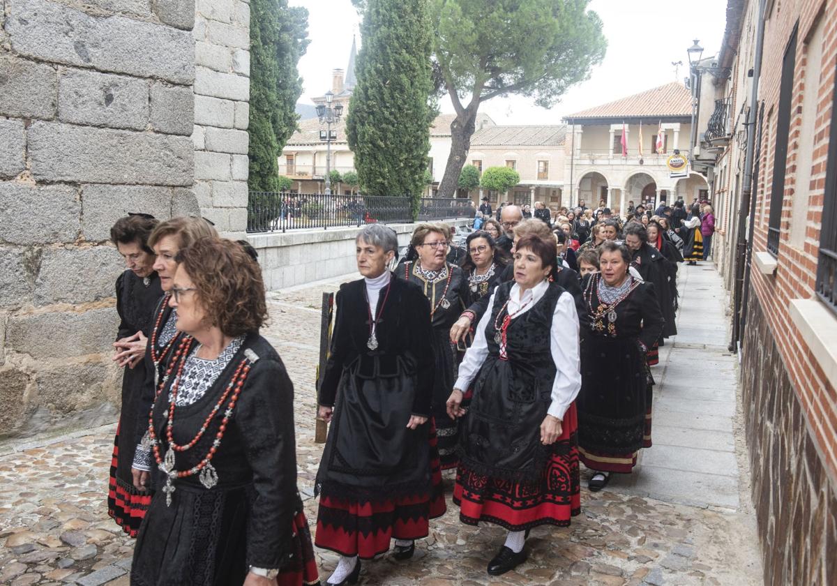 La concentración de trajes segovianos, en imágenes