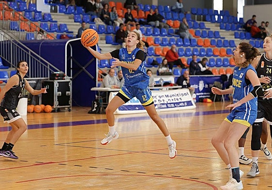 El enorme acierto exterior de las gallegas, junto con las grandes dificultades de las vallisoletanas, fueron una losa muy difícil de levantar