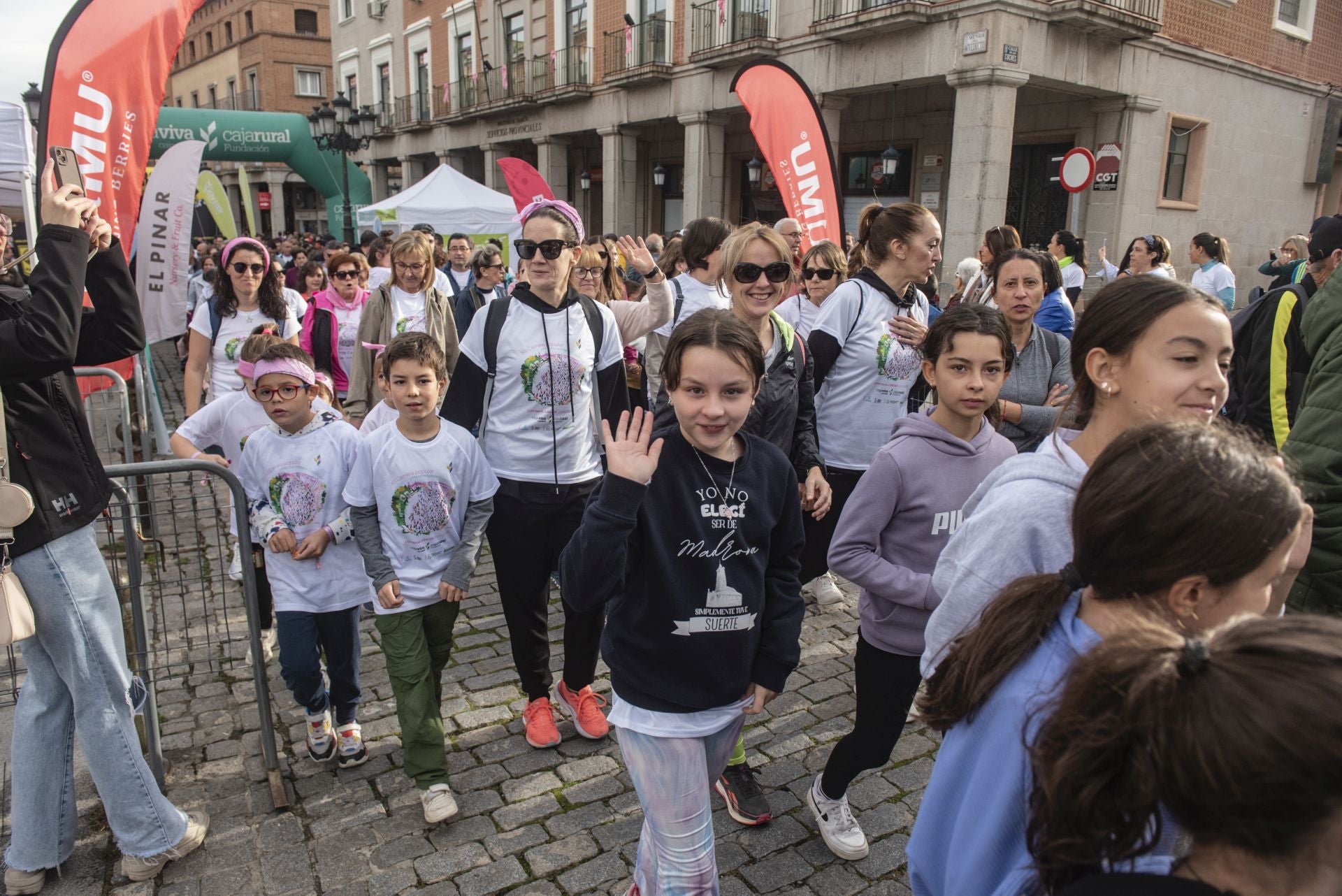 Fotografías de la marcha contra el cáncer de mama 2024