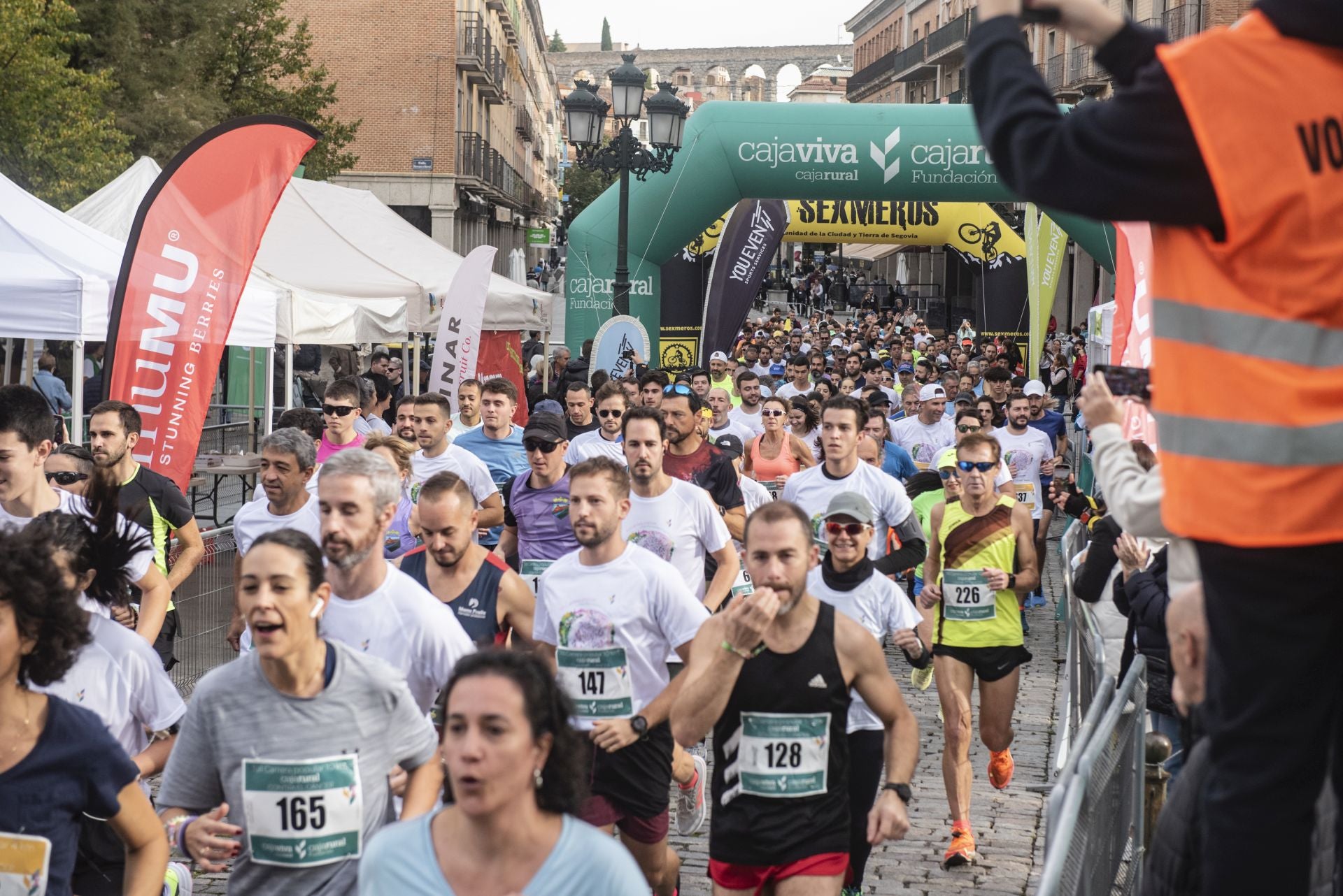 Fotografías de la marcha contra el cáncer de mama 2024