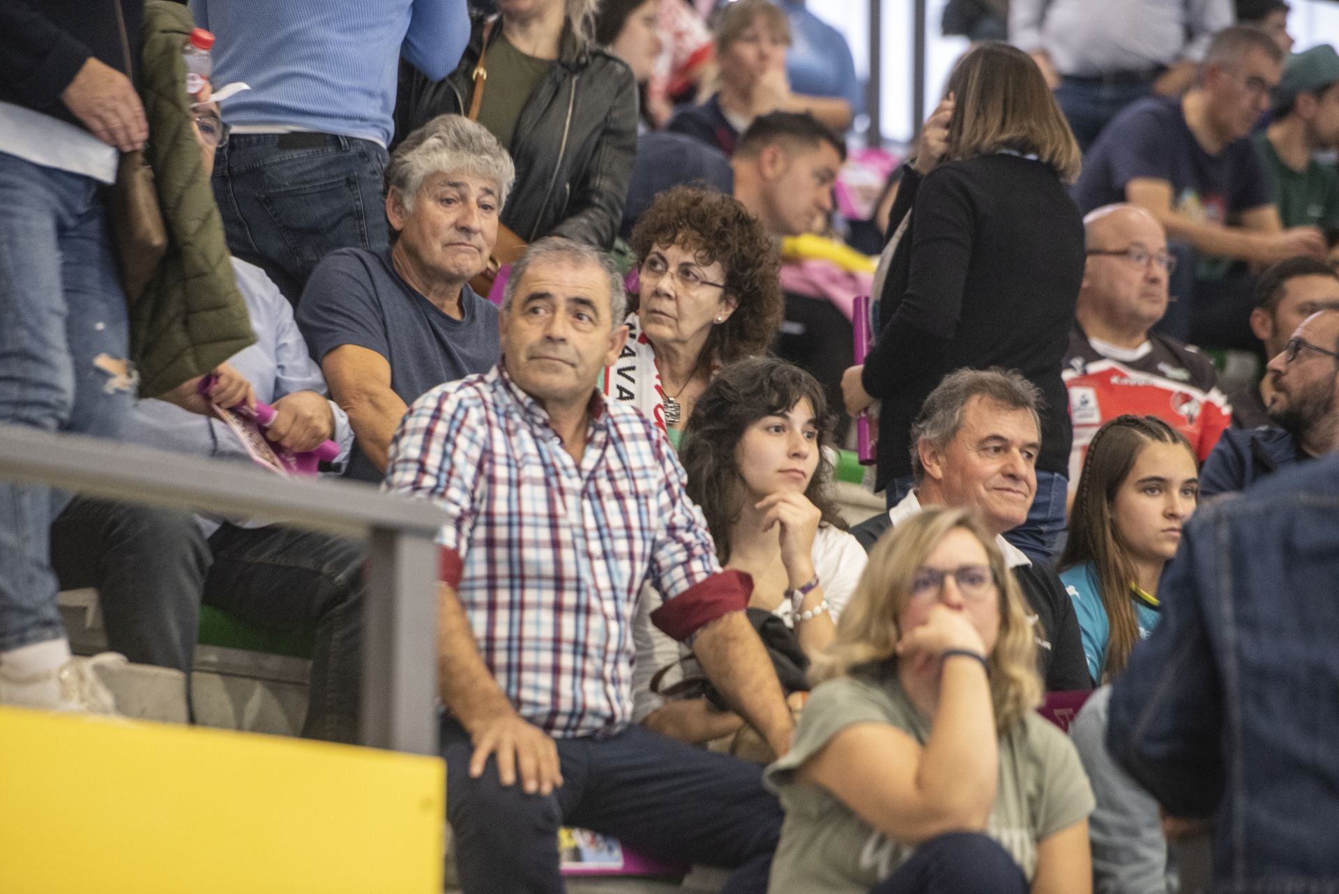 Búscate en las gradas del Guerreros Naveros en el Nava vs Barcelona