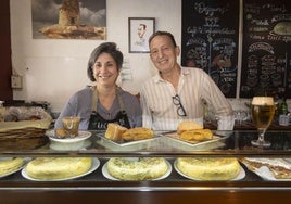 Milagros Caselles y Salvador Latorre, propietarios de La Tartana.