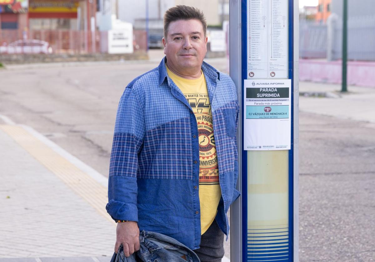 Javier del Pozo, conductor de la empresa pública de autobuses Auvasa.