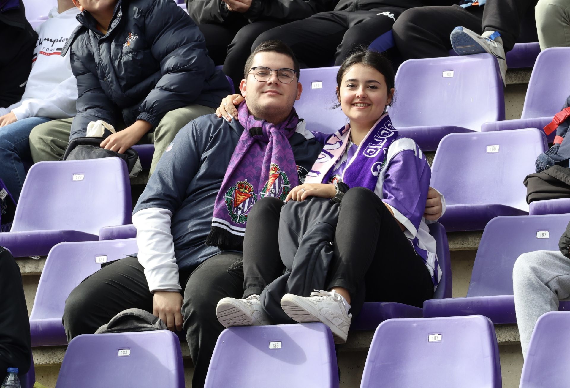 Búscate en la grada del estadio José Zorrilla (4/4)