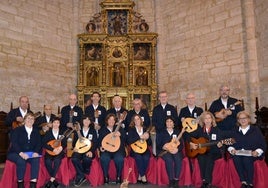 Los veteranos hacen fuerte la música en Astudillo