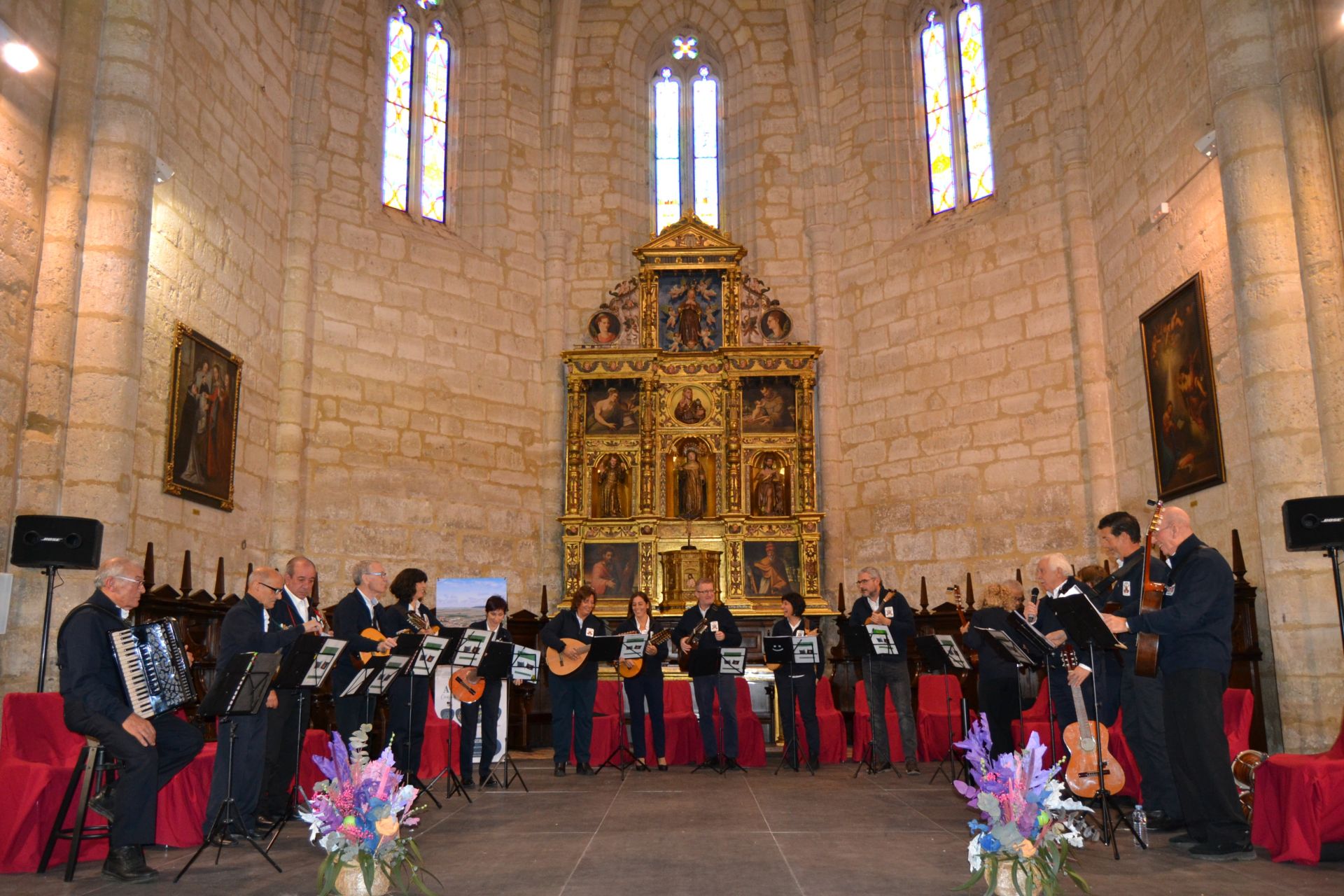 Los veteranos hacen fuerte la música en Astudillo