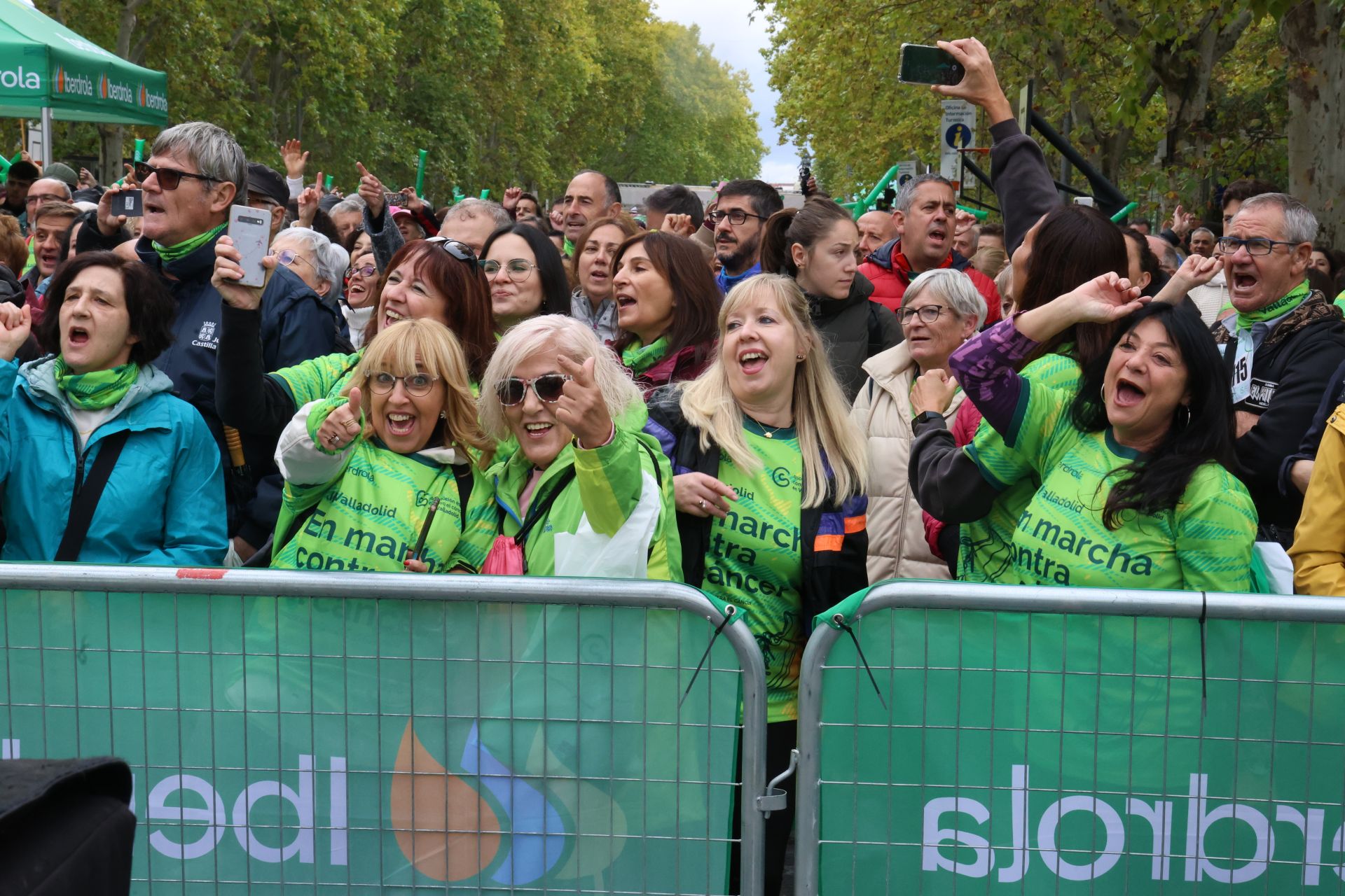 Todas las imágenes de la XIII Marcha contra el cáncer en Valladolid (1/3)