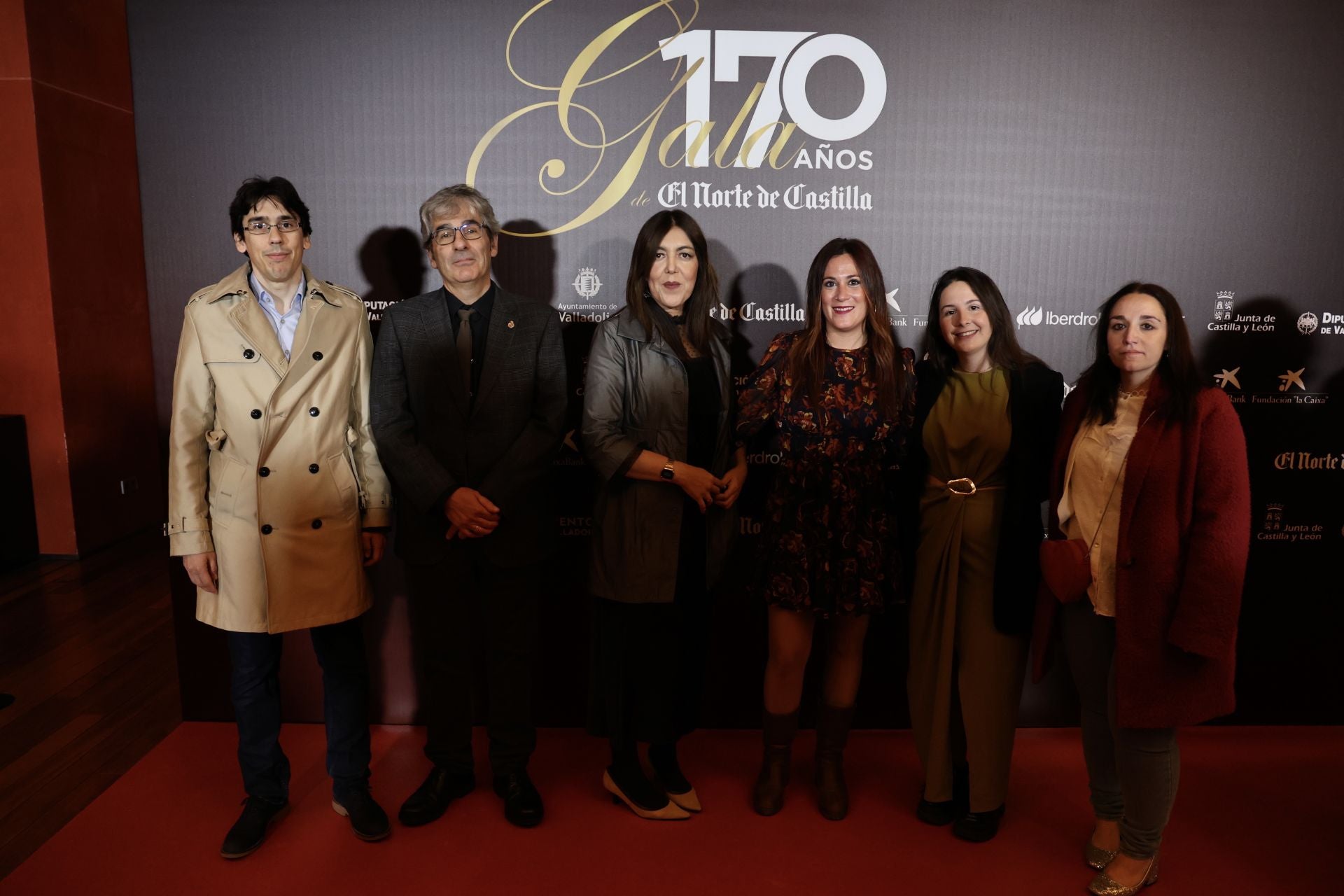 Juan Jambrina, Benjamín Saelices, Silvia Orellano, Natalia Rebollo, Rocío López y Érica González