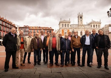 El último tren de los veteranos interventores de Renfe en Valladolid