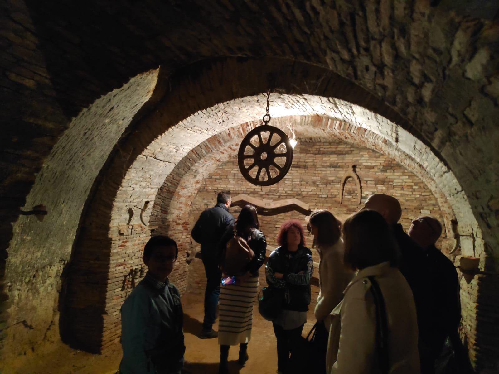 Villalón de Campos enseña sus bodegas