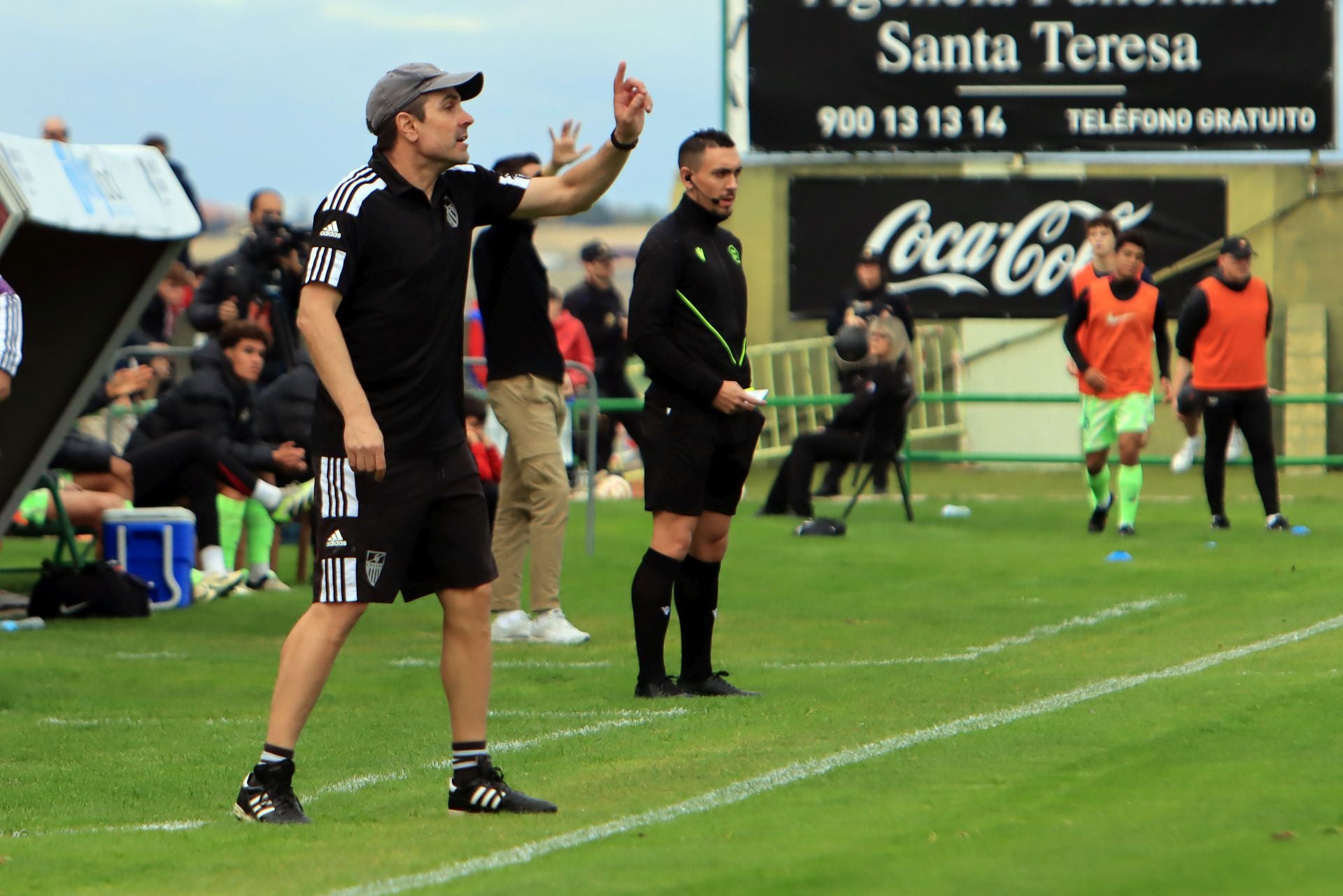 Fotos del empate de la Segoviana ante el Barcelona B