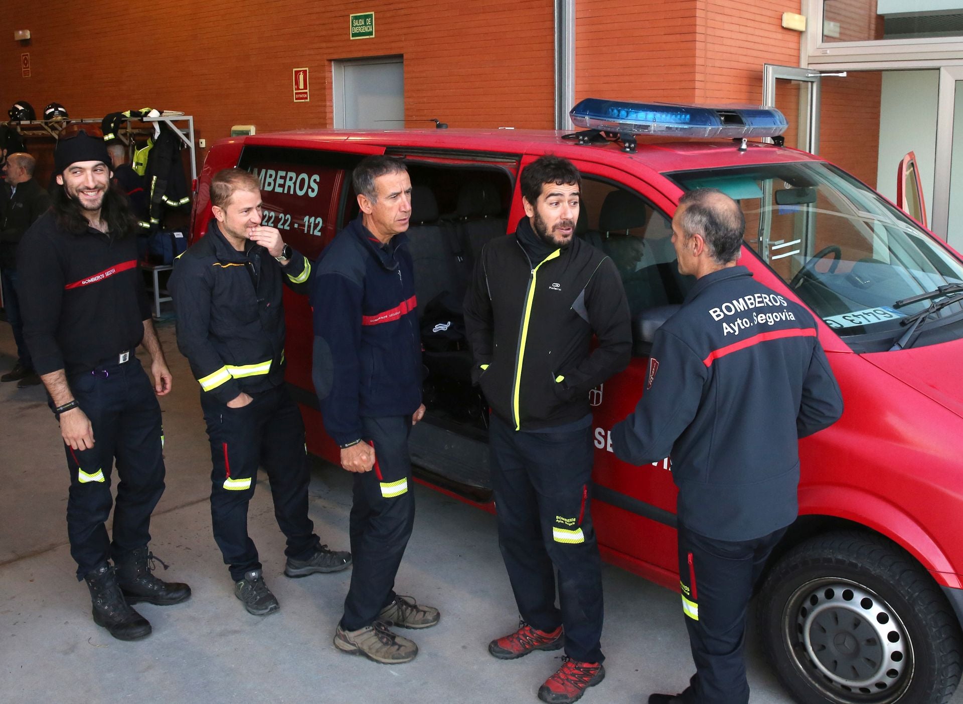 Un nuevo equipo de bomberos de Segovia parte para Valencia