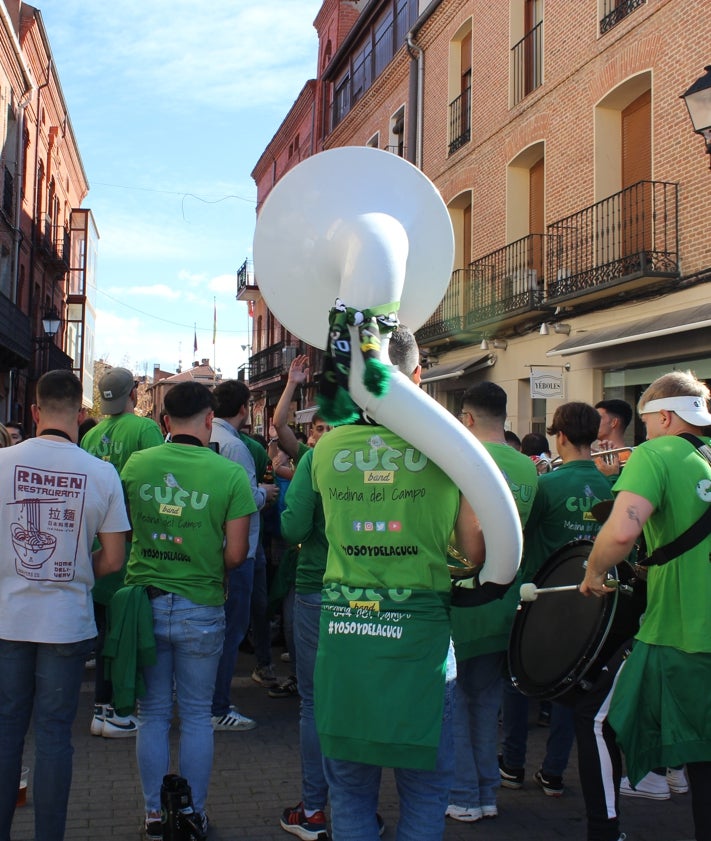 Imagen secundaria 2 - Ruta por los bares de la Charanga Cucu Band 