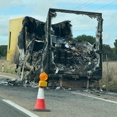 Retenciones en la A-62 tras arder un camión a la altura de Villamarciel