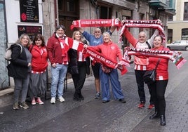 Los aficionados de Bilbao disfrutan del ambiente en Valladolid