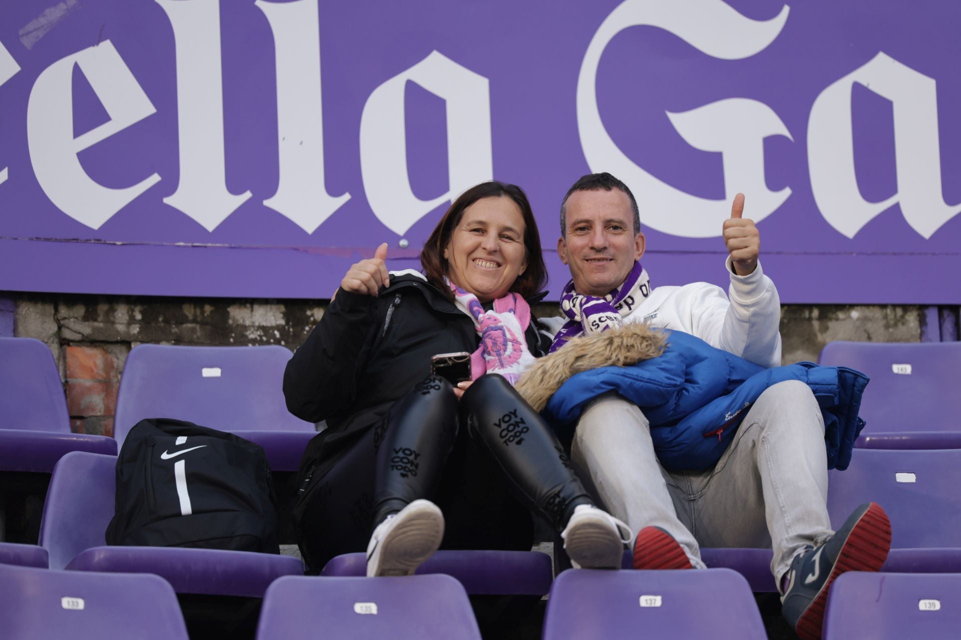 Búscate en la grada del estadio José Zorrilla (2/4)