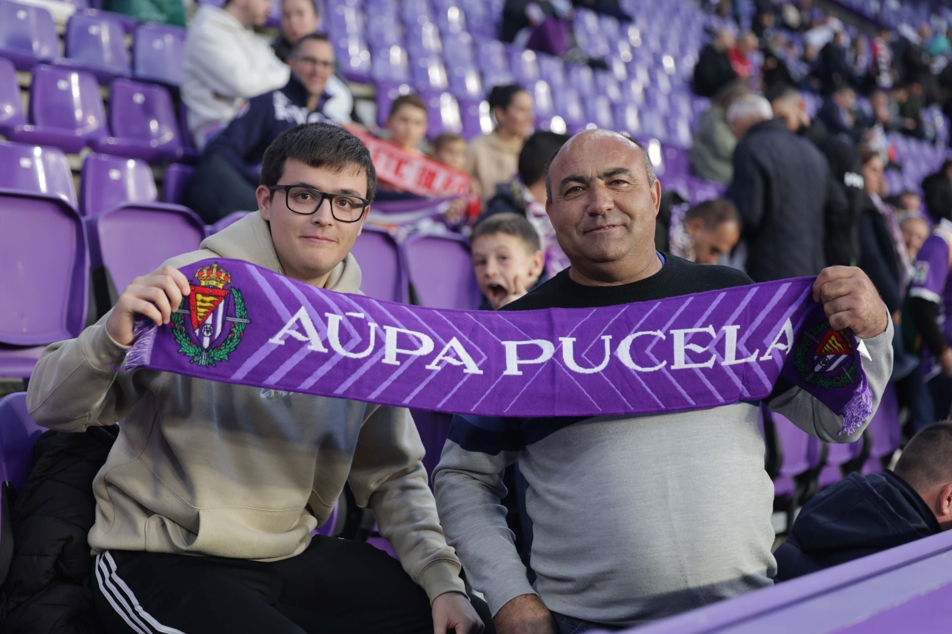 Búscate en la grada del estadio José Zorrilla (3/4)