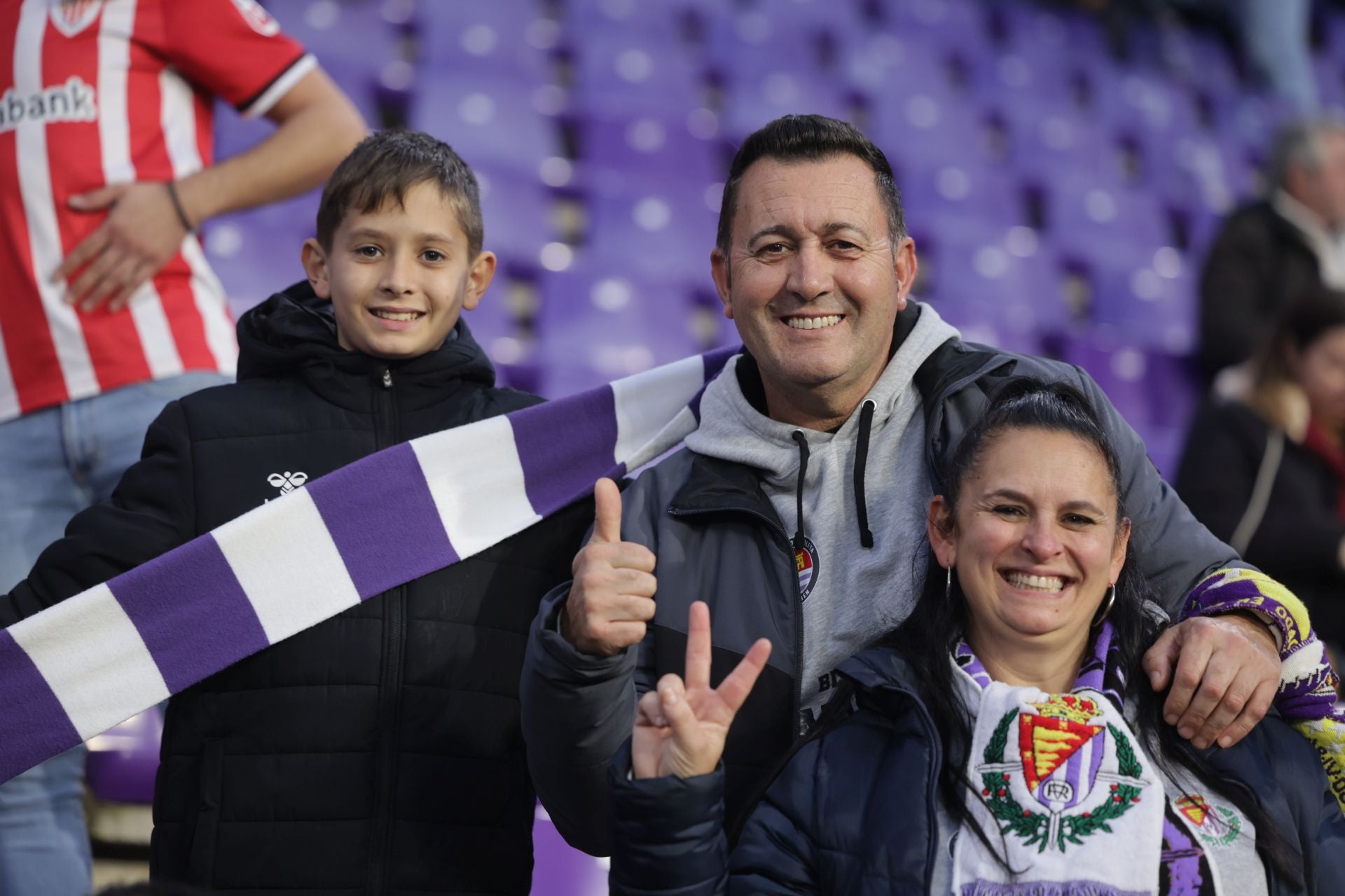 Búscate en la grada del estadio José Zorrilla (3/4)