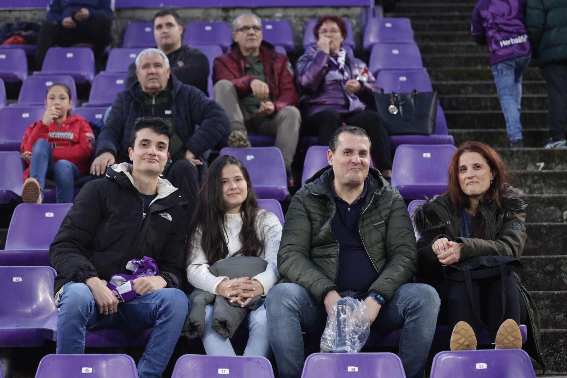 Búscate en la grada del estadio José Zorrilla (4/4)