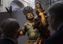 Una de las esculturas de la muestra en la catedral de Valladolid.