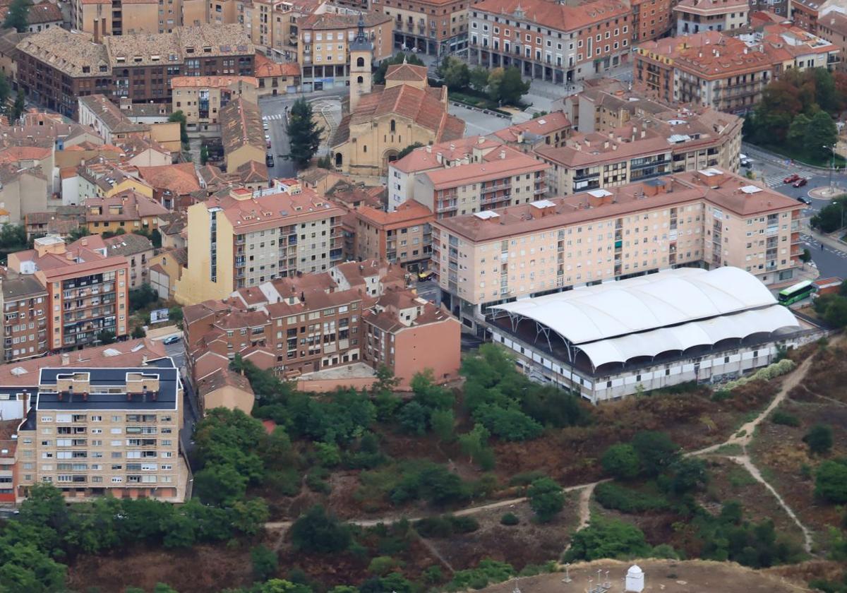 Vista aérea de la estación de autobuses de Segovia.