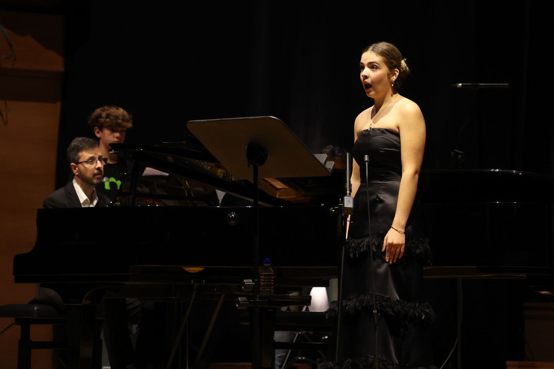 Las imágenes del concierto benéfico en el Miguel Delibes