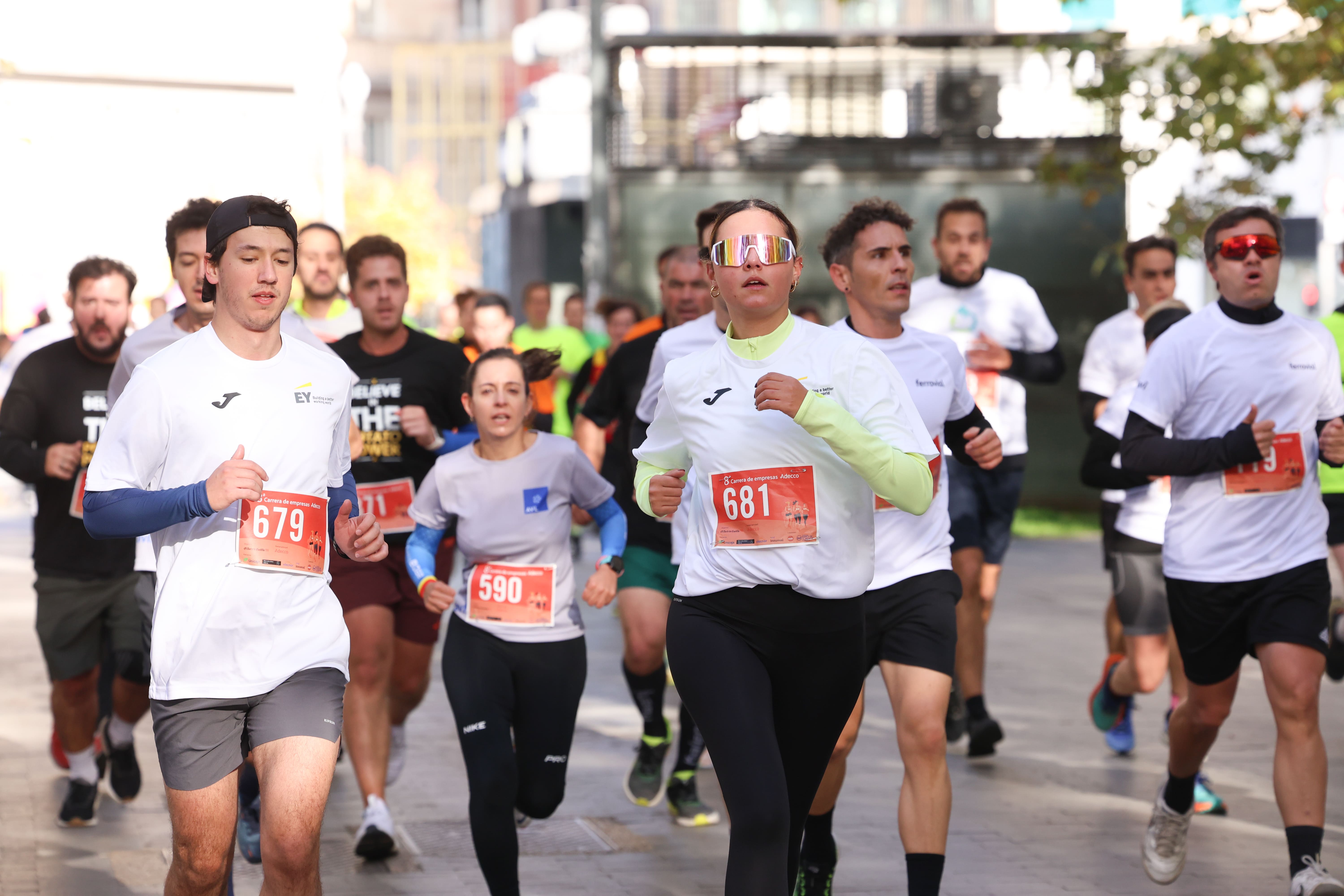 La VIII Carrera de Empresas Adecco, en imágenes