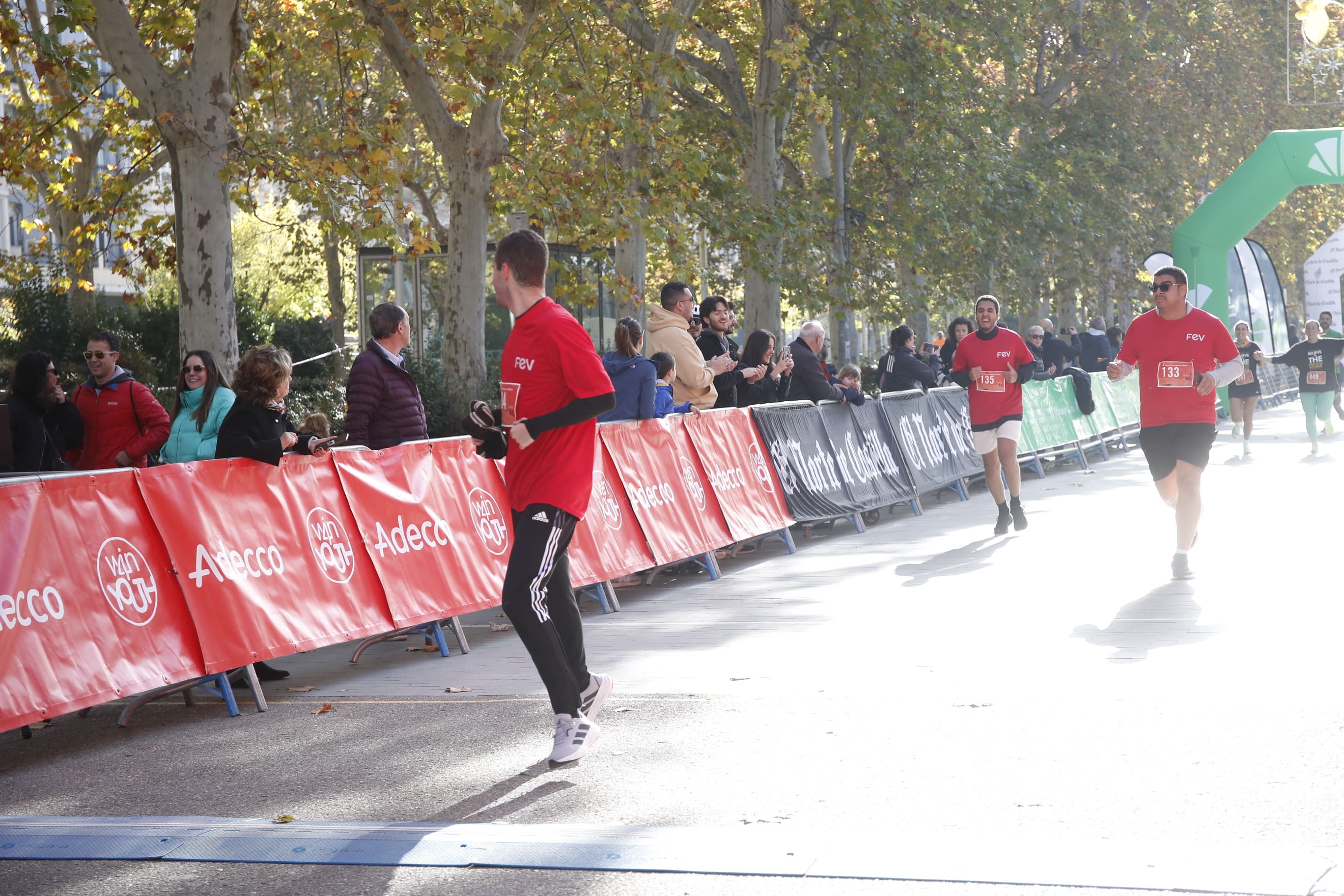 Búscate en la VIII Carrera de Empresas Adecco (7/8)