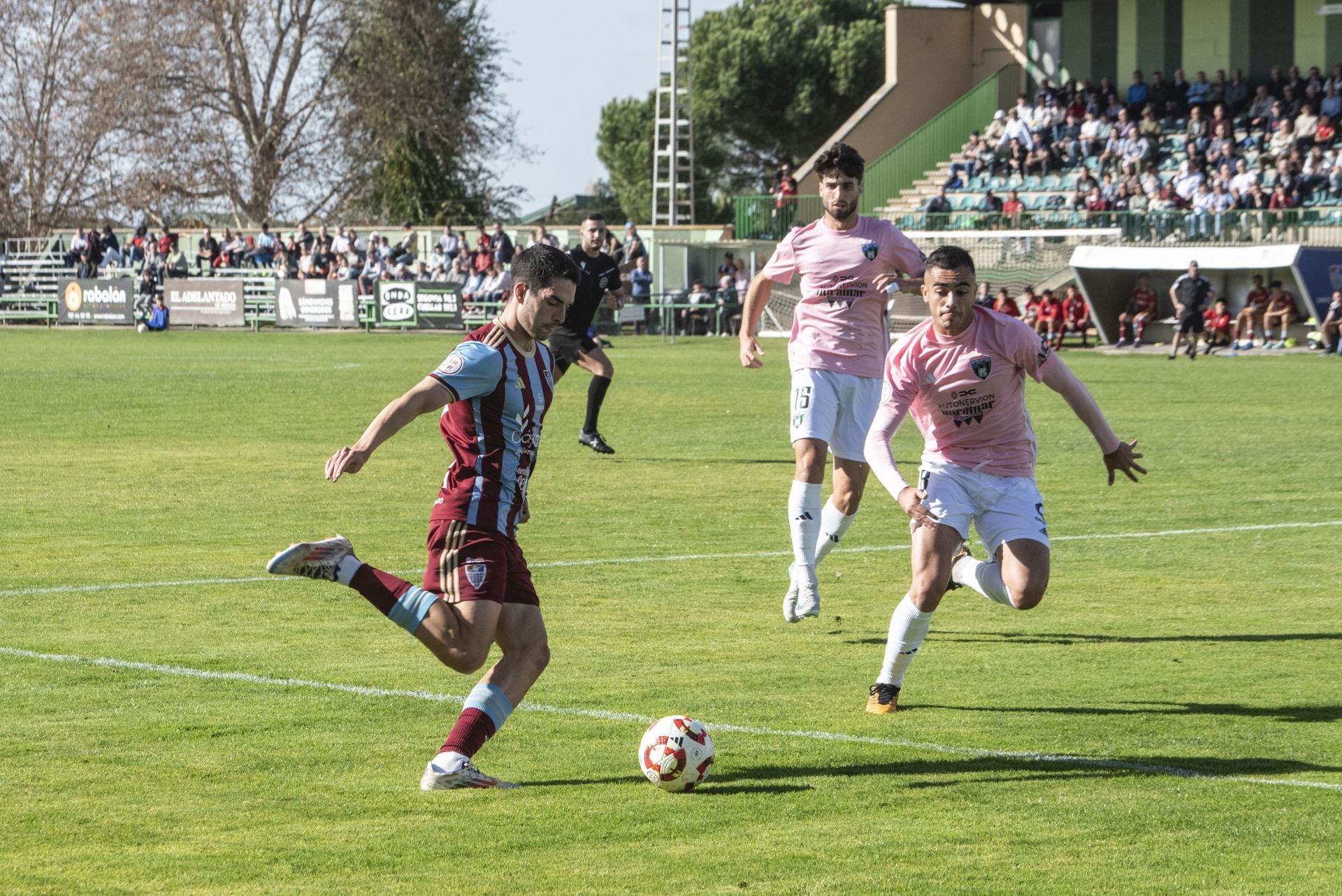 Fotos del partido entre la Segoviana y el Sestao