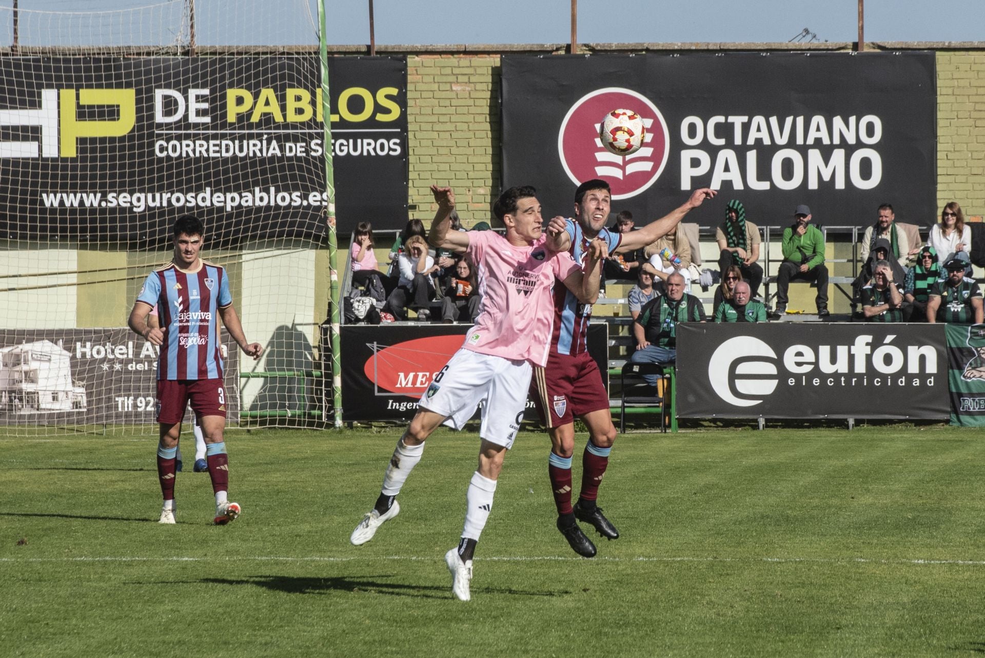 Fotos del partido entre la Segoviana y el Sestao