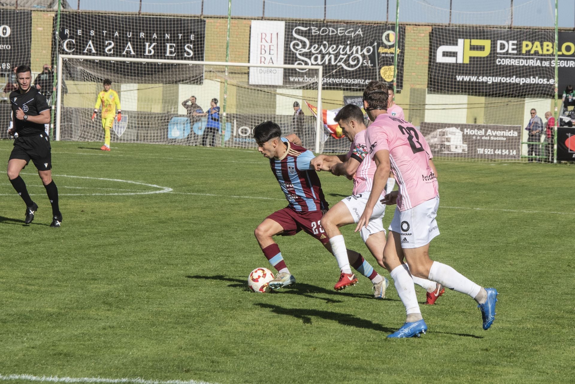 Fotos del partido entre la Segoviana y el Sestao