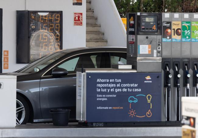 Repostar gasolina de menor octanaje en vehículos de altas prestaciones de gran cilindrada puede ocasionar reducción de la potencia.