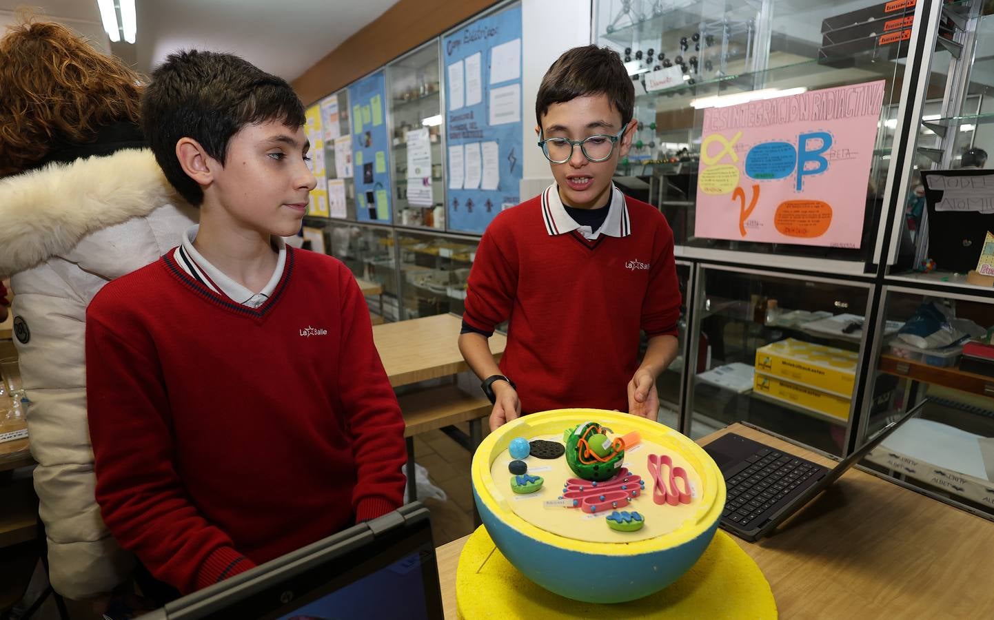 Pequeños científicos en La Salle