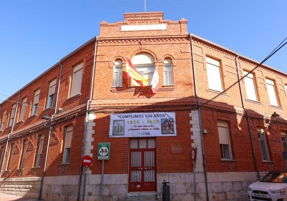 Colegio CEIP Pinoduero en Tudela de Duero.