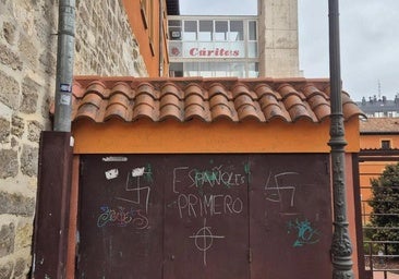Las ONG que trabajan con migrantes en Burgos amanecen con pintadas racistas