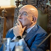 Jesús Julio Carnero durante un pleno en el Ayuntamiento de Valladolid.