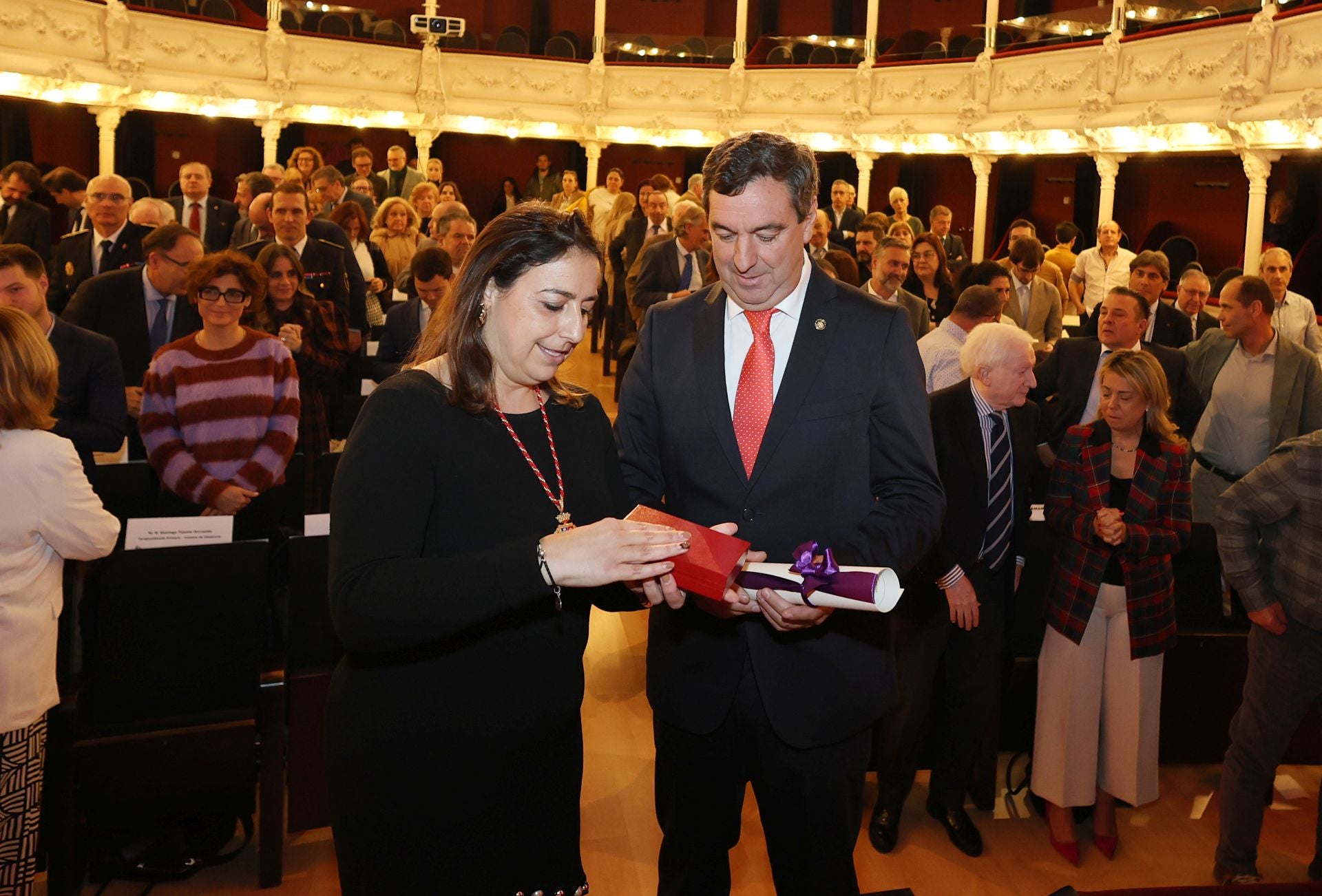 Medalla de Oro a la Cámara de Comercio